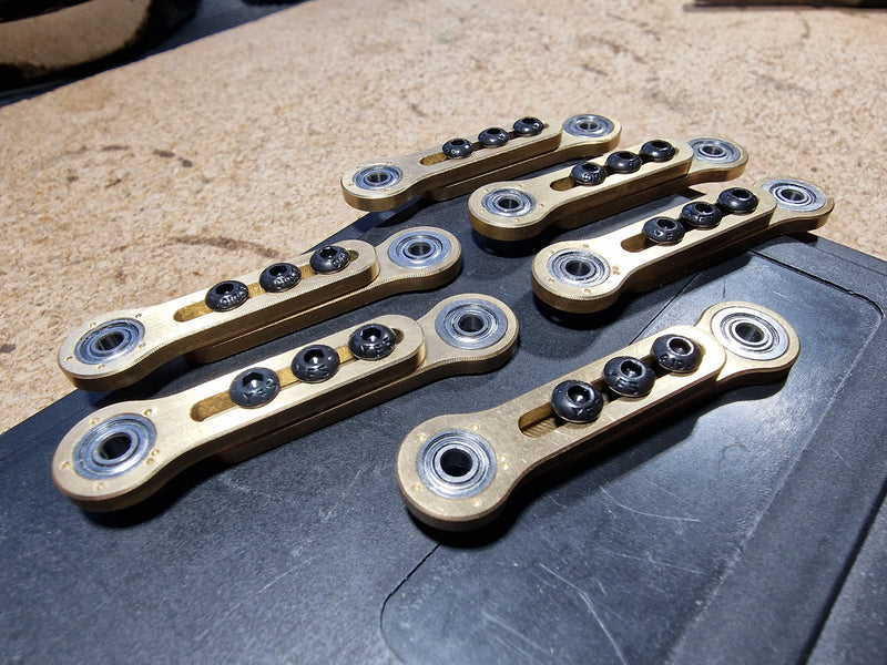 真鍮のアンダーレバーリンケージ