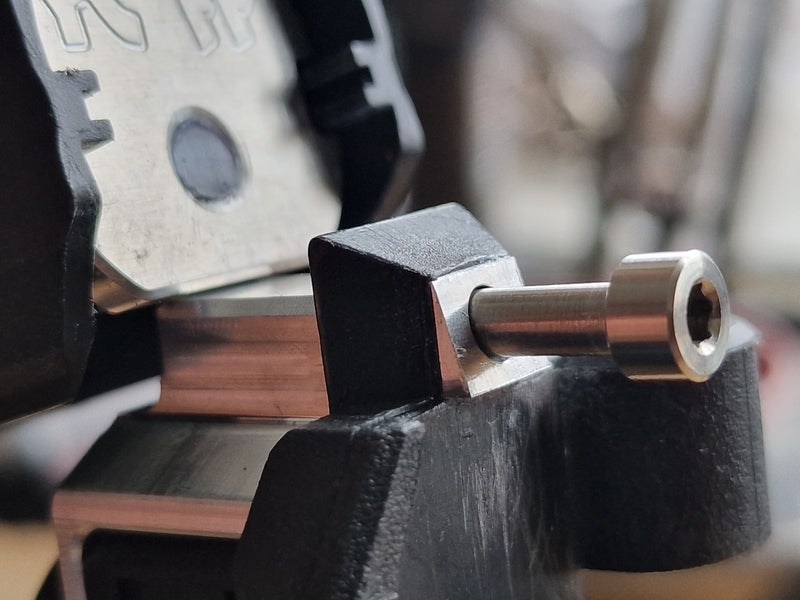 예비 g5 Zenith Flamed-Steel Body 볼트