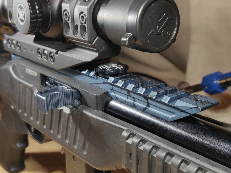 Guillotina Rail CNC de una sola pieza extendida